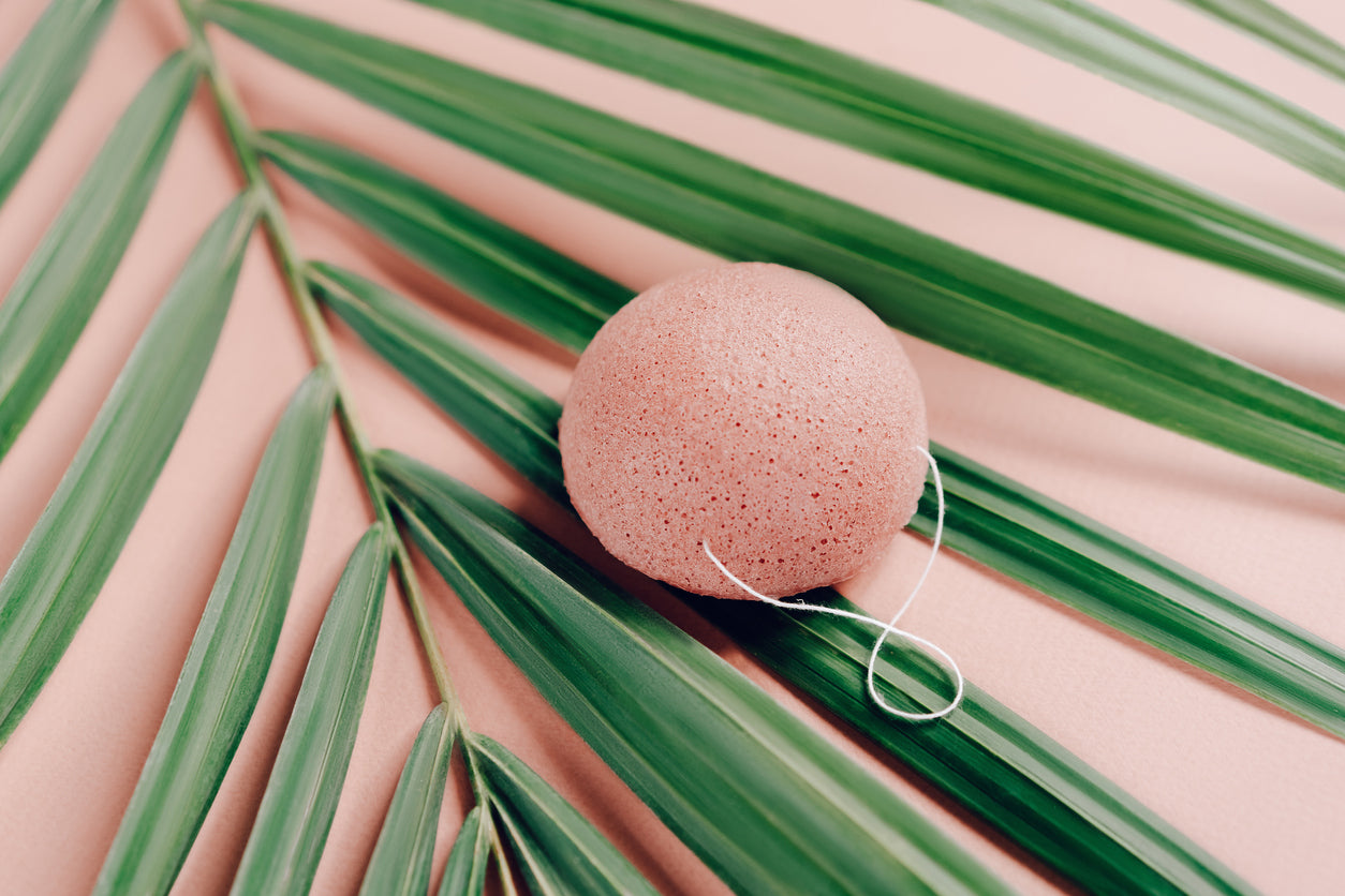 How To Exfoliate Naturally Using The Konjac Facial Sponge